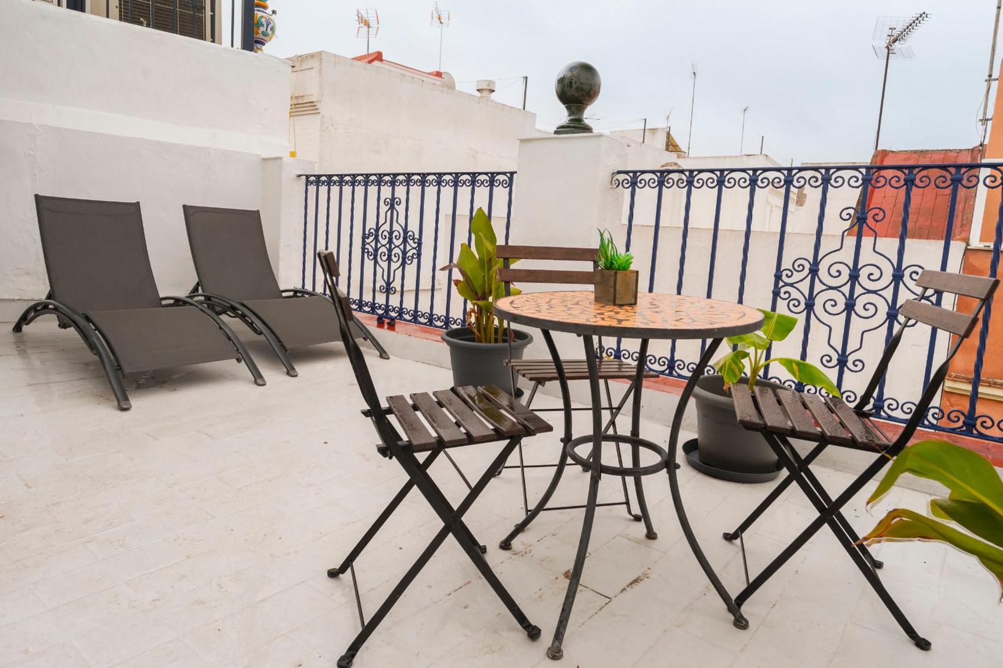 Santa Catalina Moderno Apartment Sevilla Bagian luar foto